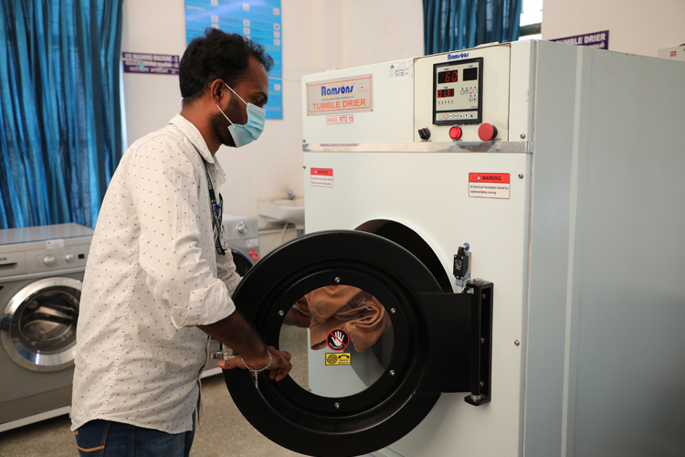 gus world class laboratory